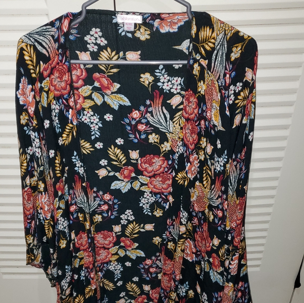 Xhilaration kimono